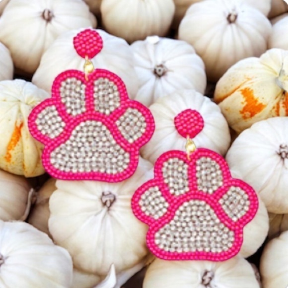 Stop Ready Go Bling Seed Bead Paw Dangle Earrings - Picture 4 of 6